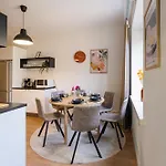 2br Downtown W Finnish Sauna 70 M2 * 헬싱키